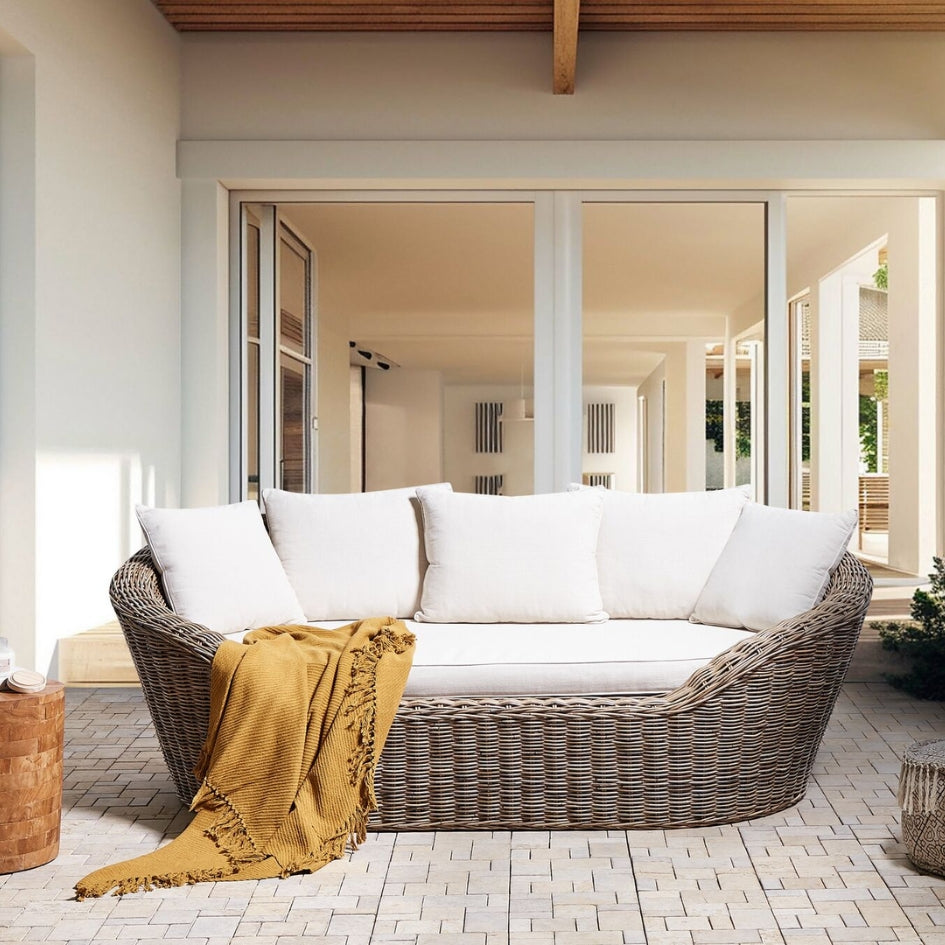 Roma Lounge Bed – Natural weave w/ cushions (organic texture)