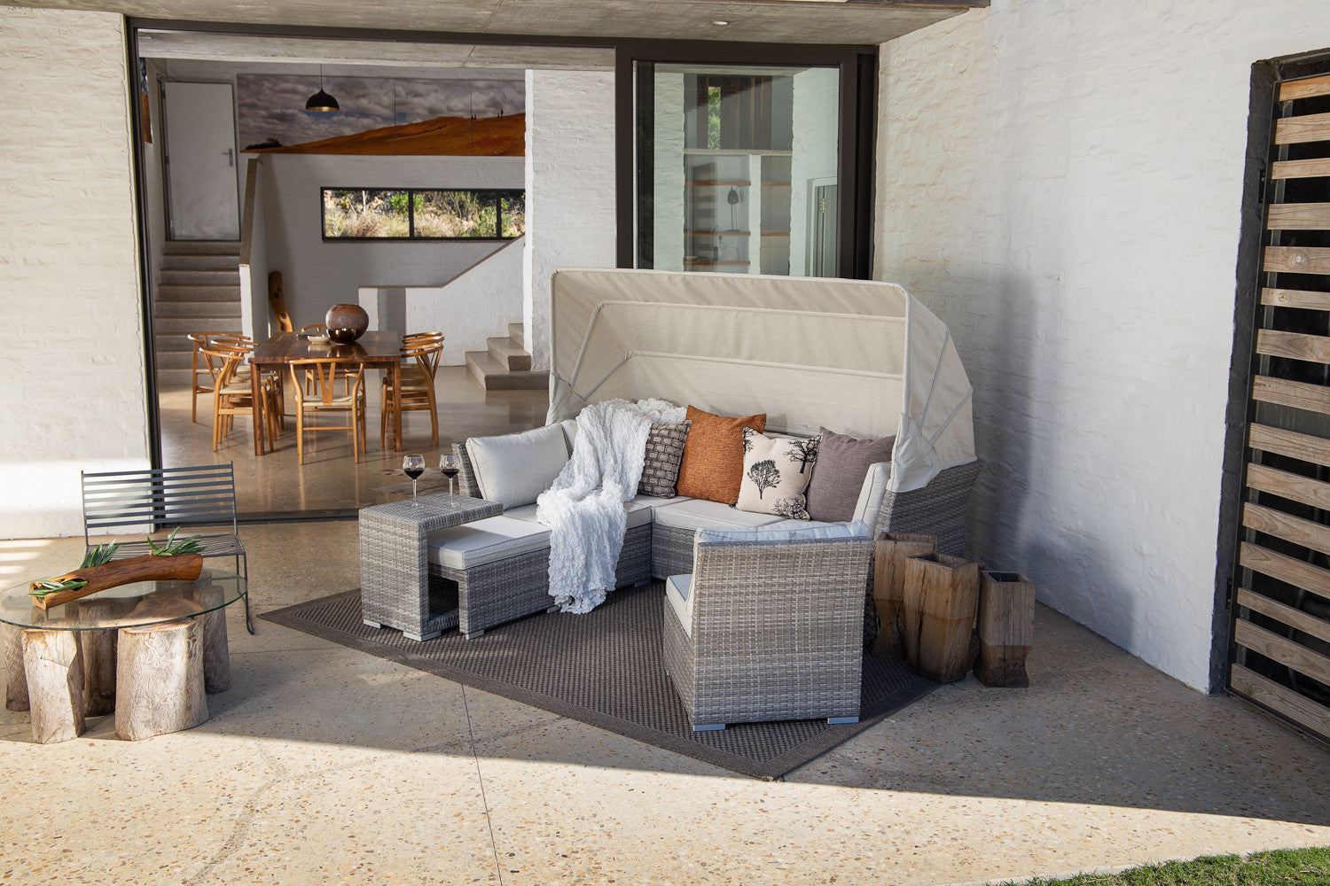 Santorini Lounge Set – Mediterranean Breeze