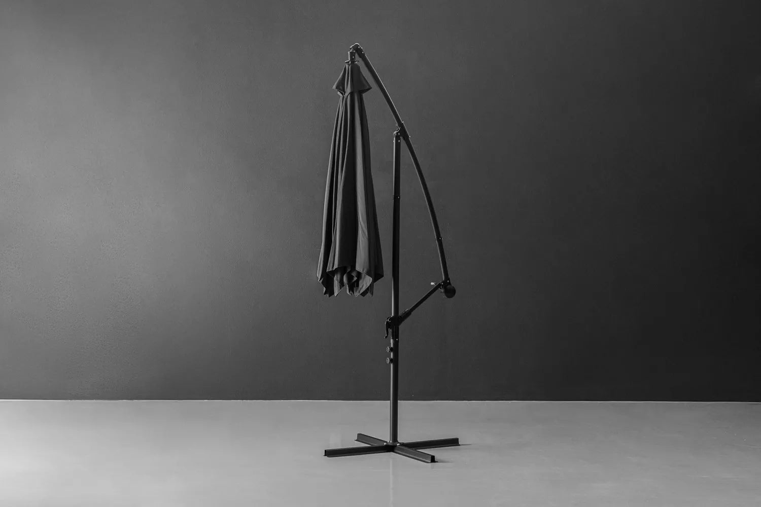 Miami Cantilever Umbrella (Grey) – Modern Shade Solution